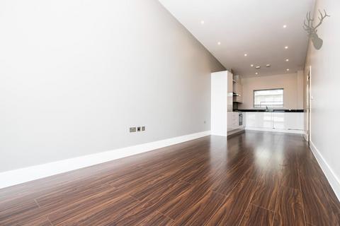 12, Culyers Yard, 40 William Hunter Way, Brentwood, CM14 4WT