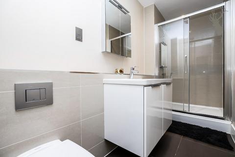 12, Culyers Yard, 40 William Hunter Way, Brentwood, CM14 4WT
