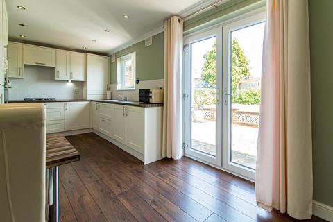 24 Blyth Avenue, Shoeburyness, Southend-on-sea, SS3 9NH