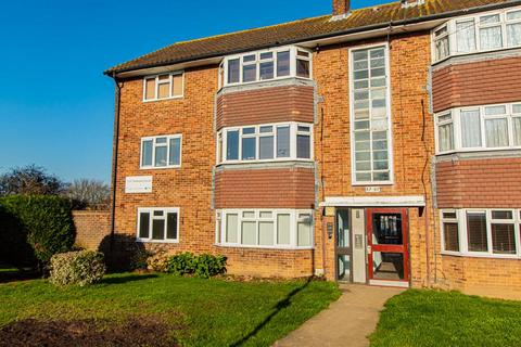 57 Delaware Crescent, Shoeburyness, Southend-on-sea, SS3 9PJ