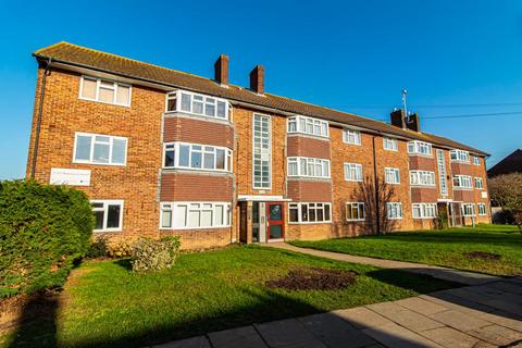 57 Delaware Crescent, Shoeburyness, Southend-on-sea, SS3 9PJ