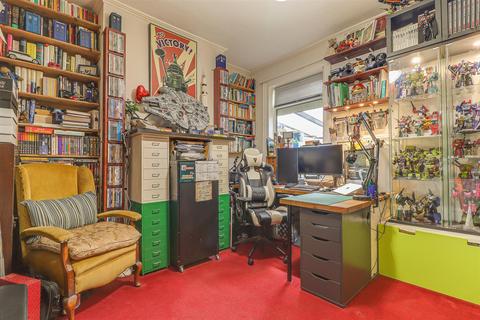 12 Cheltenham Road, Southend-on-sea, SS1 2SB