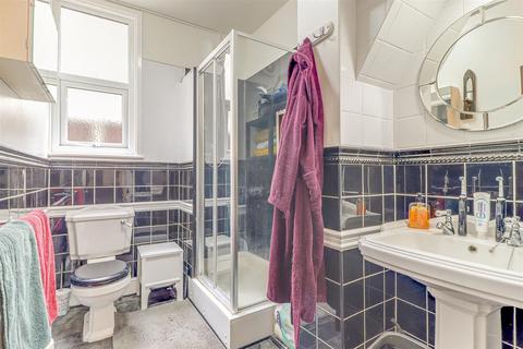 12 Cheltenham Road, Southend-on-sea, SS1 2SB