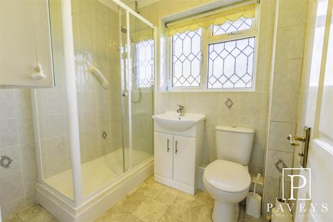 9 Blaine Drive, Frinton-on-sea, CO13 0UR