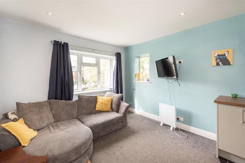 1 bedroom flat for sale, Southdown Road, Harpenden