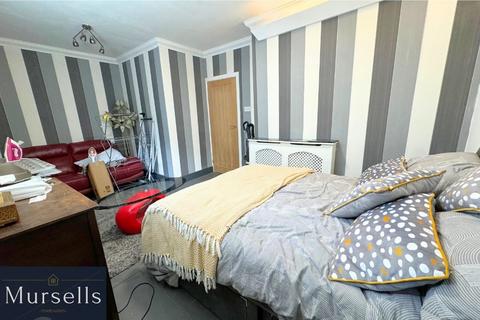 10 Clarendon Close, Broadstone, BH18 9HR
