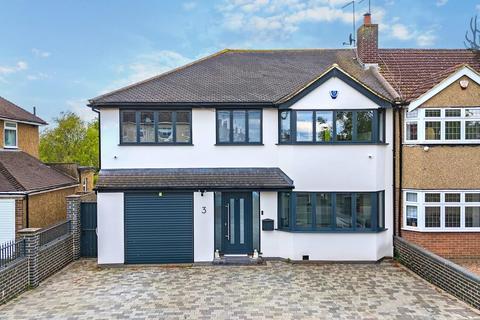 3 Baldocks Road, Theydon Bois, Epping, CM16 7EB