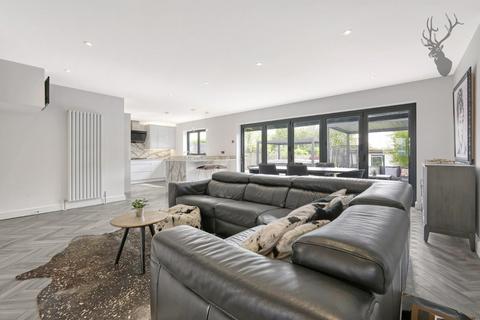 3 Baldocks Road, Theydon Bois, Epping, CM16 7EB