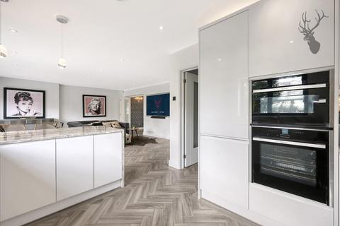 3 Baldocks Road, Theydon Bois, Epping, CM16 7EB