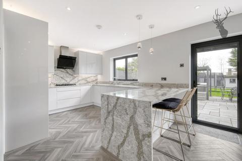 3 Baldocks Road, Theydon Bois, Epping, CM16 7EB