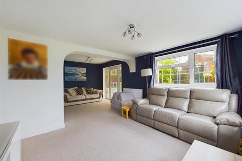 34 Bullfinch Road, Abbeydale, Gloucester, GL4 4WX