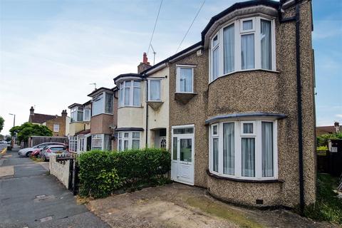 97 Central Avenue, Southend-on-sea, SS2 4DY