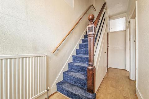 97 Central Avenue, Southend-on-sea, SS2 4DY