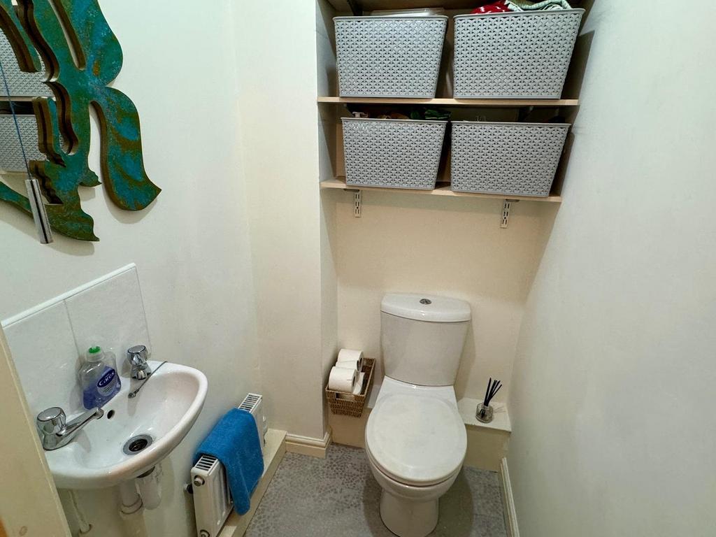 Ground floor w.c.