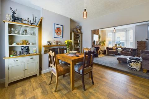 122 Reservoir Road, Gloucester, GL4 6RY