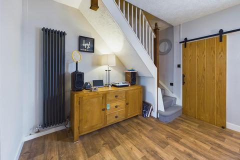 122 Reservoir Road, Gloucester, GL4 6RY