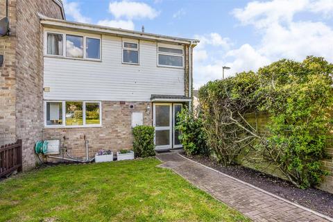 3 bedroom end of terrace house for sale, Alliston Way, Whitchurch