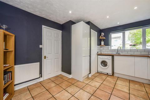 6 Alliston Way, Whitchurch, RG28 7LF