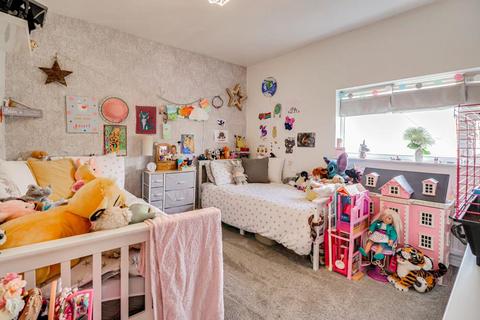 5 Hinguar Street, Shoeburyness, Southend-on-sea, SS3 9AN