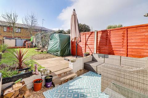 5 Hinguar Street, Shoeburyness, Southend-on-sea, SS3 9AN