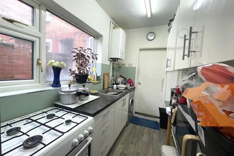 2 bedroom terraced house to rent, Burfield Street, Leicester