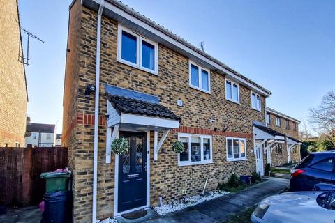 3 bedroom semi-detached house for sale, Church View Close, Southend-on-Sea SS2