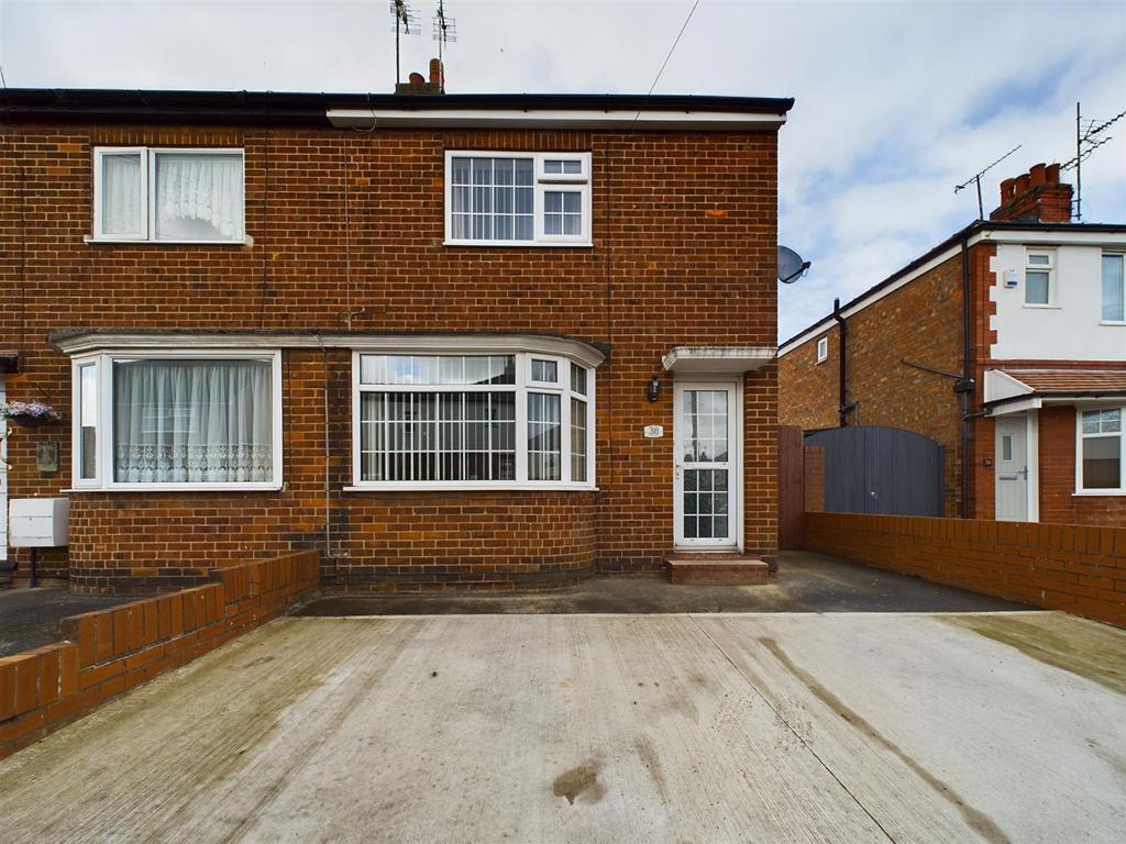 St. Jude Road, Bridlington 2 bed semidetached house for sale £149,950