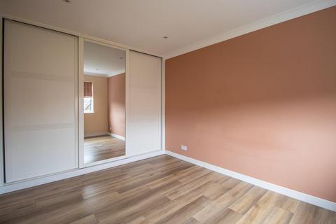 37 Coniston, Southend-on-sea, SS2 6SL