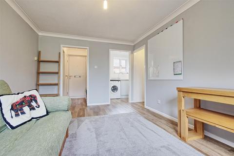 1 bedroom flat to rent, Arbury Road, Cambridge