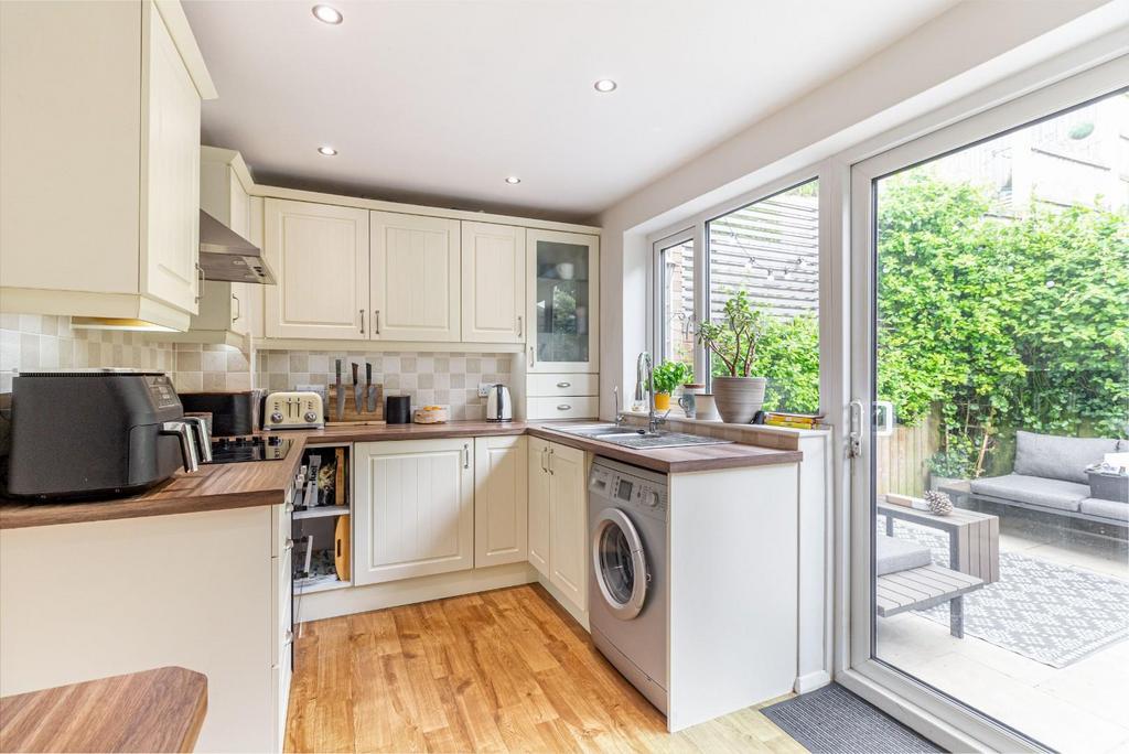Kitchen-1.jpg