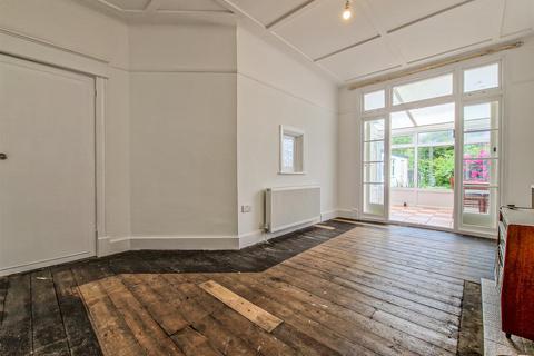 14 Castleton Road, Southend-on-sea, SS2 4UD