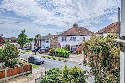 14 Castleton Road, Southend-on-sea, SS2 4UD
