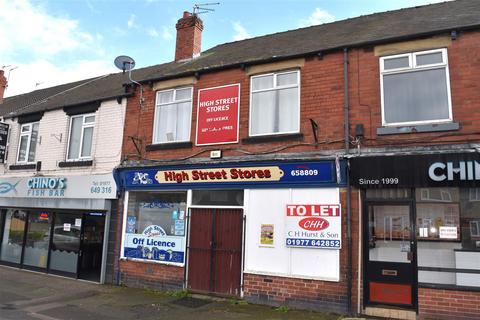 Property to rent, High Street, Upton