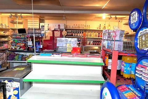 Property to rent, High Street, Upton