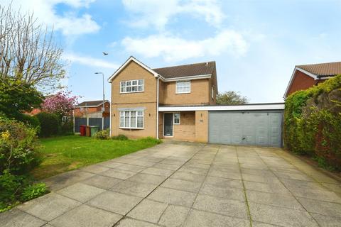3 bedroom detached house for sale, Holstein Drive, Scunthorpe