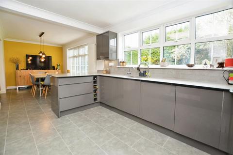 1 Holstein Drive, Scunthorpe, DN16 3TT