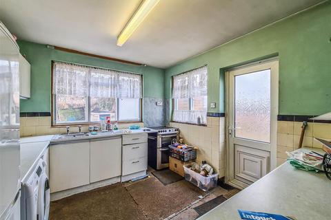 24 Ashcombe Close, Leigh-on-sea, SS9 4SE