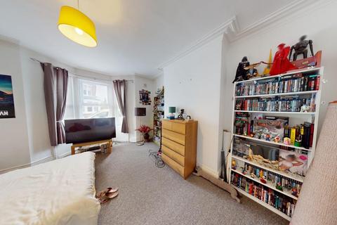 1 bedroom flat for sale, Trevor Terrace, North Shields