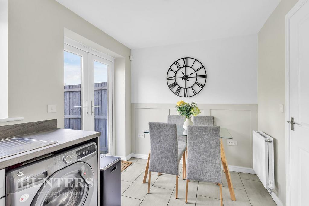 Dining kitchen