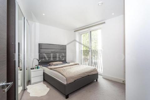 2 bedroom apartment to rent, Delphini Apartments, Blackfriars Circus, London