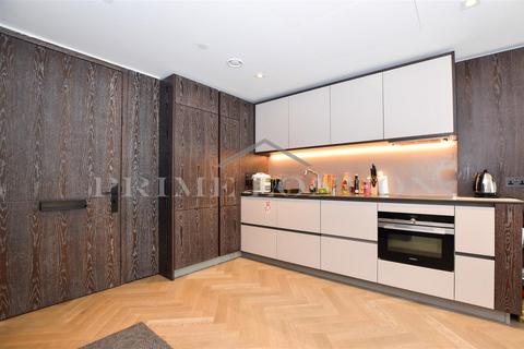 1 bedroom apartment for sale, Dawson House, Battersea Power Station, London
