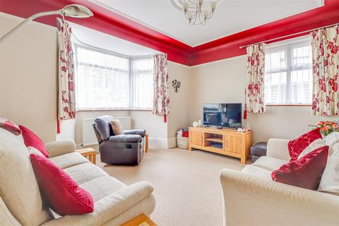 112 Boston Avenue, Southend-on-sea, SS2 6JE