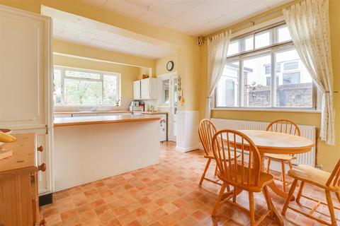 112 Boston Avenue, Southend-on-sea, SS2 6JE