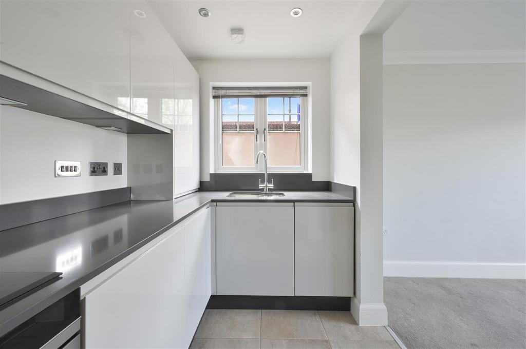 CHOSSY PLACE, FLAT 1  (5).jpg