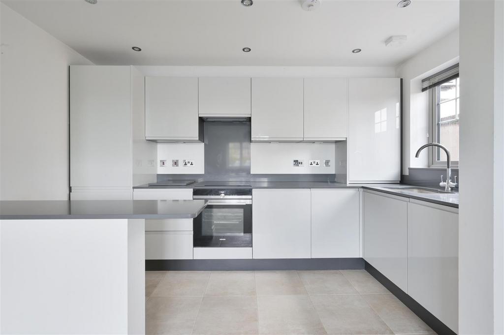 CHOSSY PLACE, FLAT 1  (3).jpg
