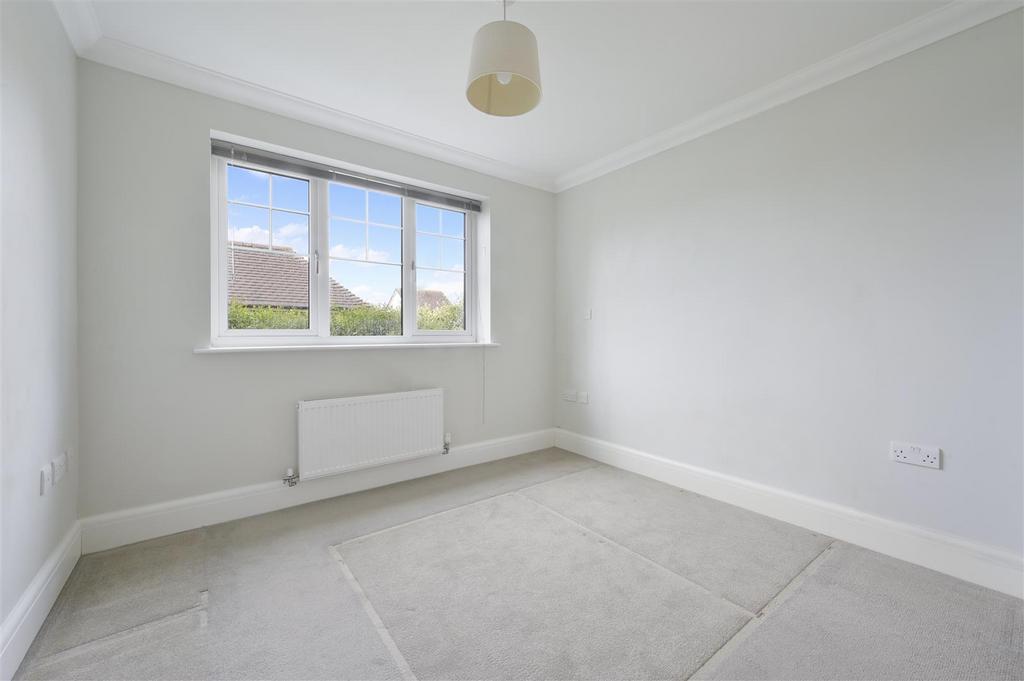 CHOSSY PLACE, FLAT 1  (11).jpg