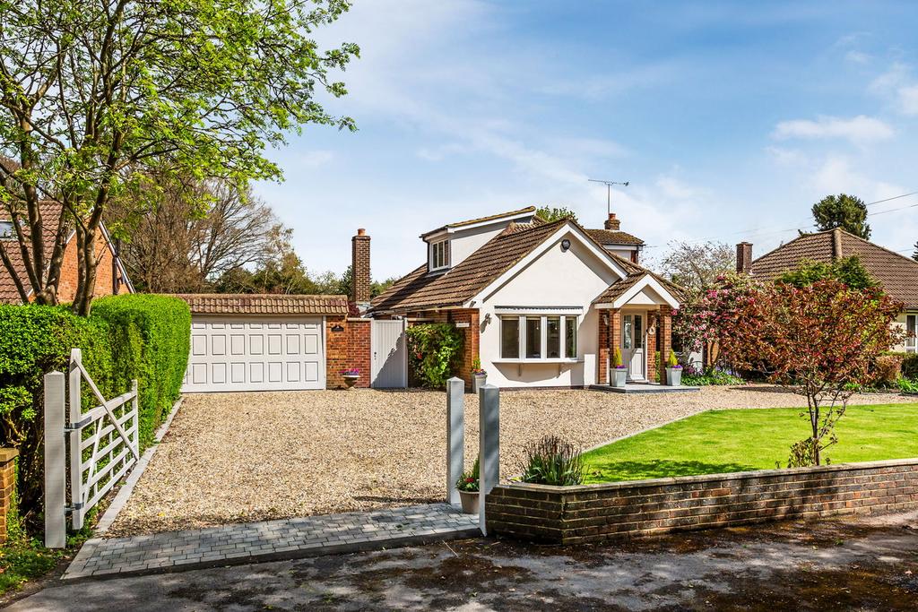 Luxted Road, Downe, Orpington, BR6 4 bed detached house for sale £