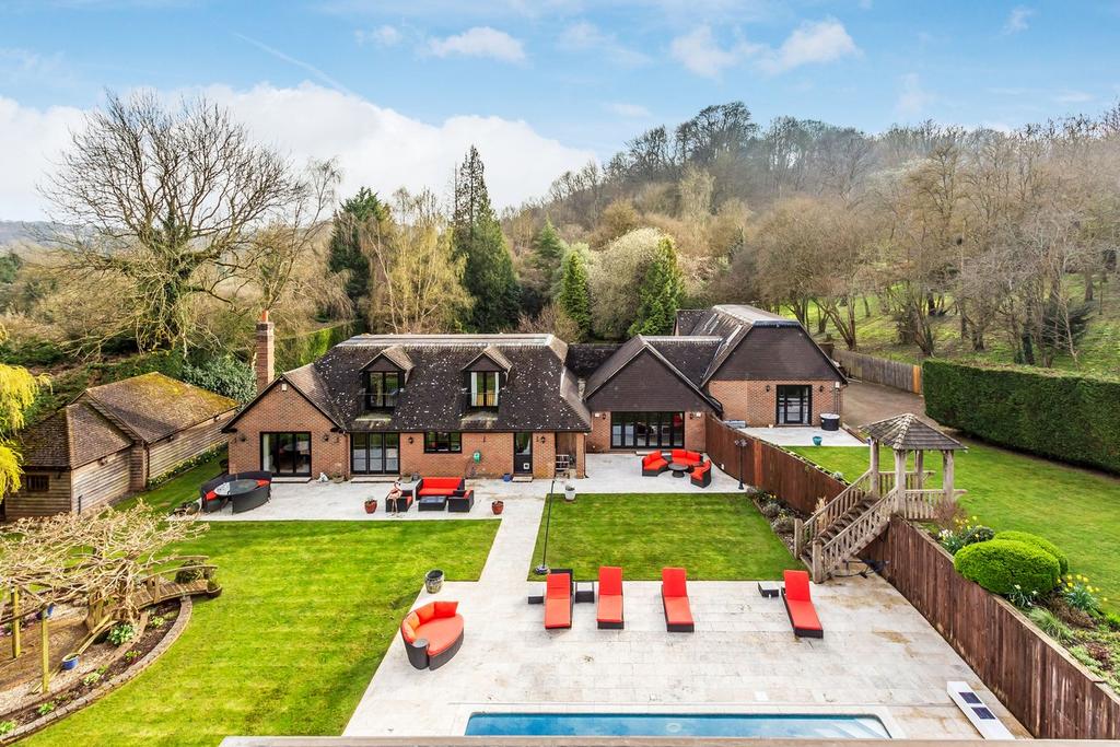 Hills Lane, Otford Hills, Sevenoaks... 6 bed detached house for sale