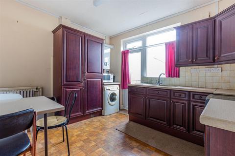 2 bedroom maisonette for sale, Cyncoed Place, Cardiff CF23
