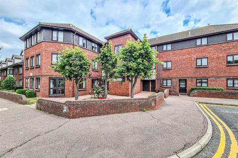 1 bedroom flat for sale, Stadium Road, Southend-on-Sea SS2